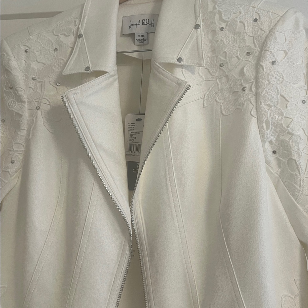 Joseph Ribkoff Off-White Textured Jacket